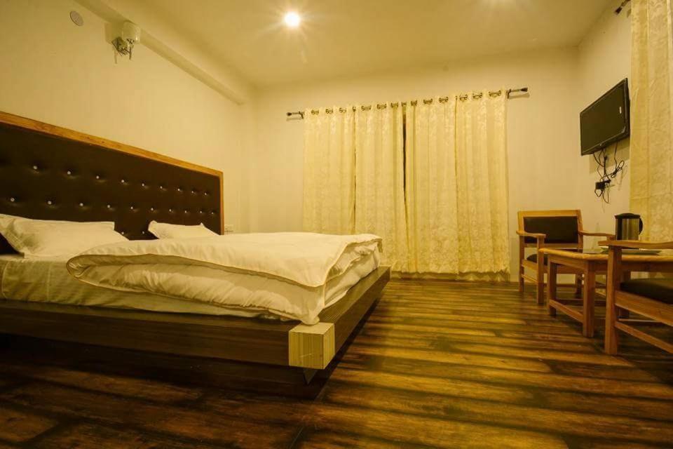 Hotel Om Ladakh เลห์ ภายนอก รูปภาพ