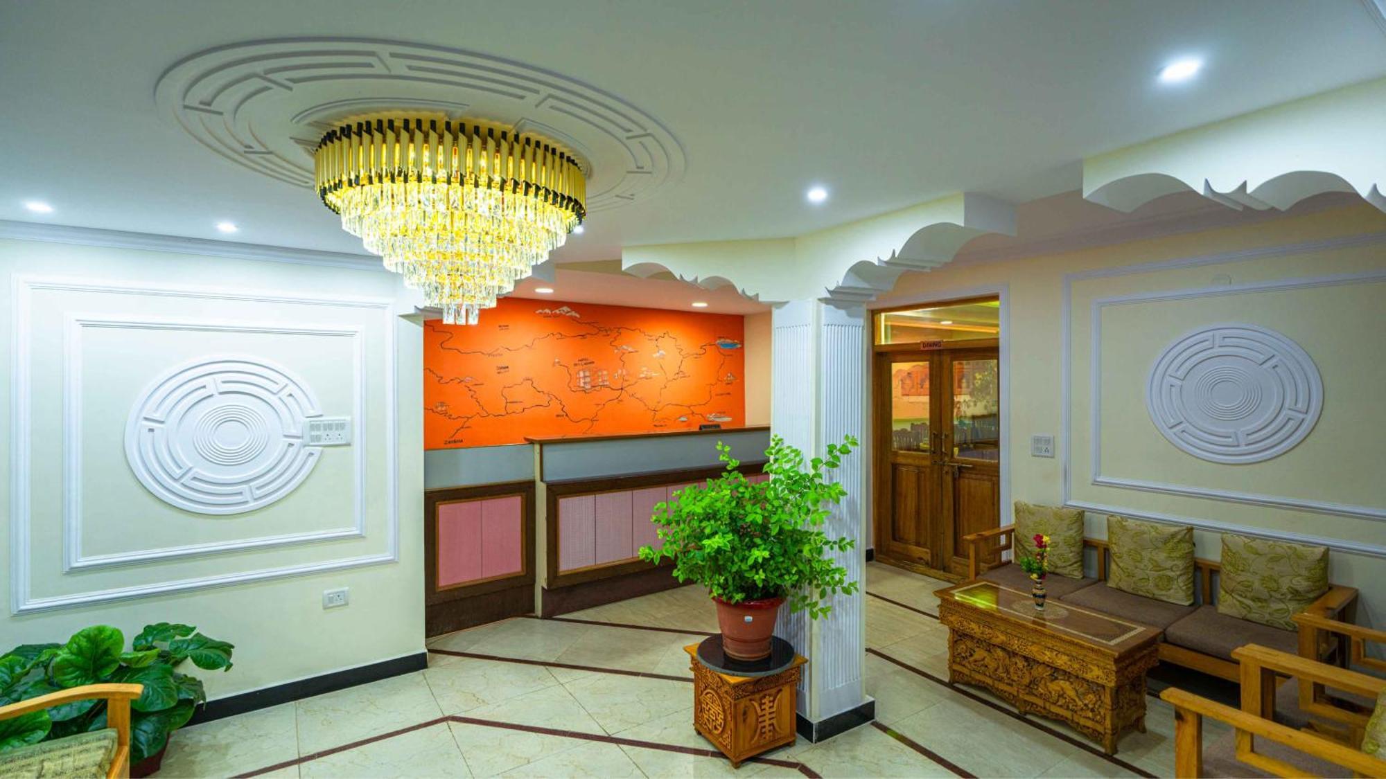 Hotel Om Ladakh เลห์ ภายนอก รูปภาพ